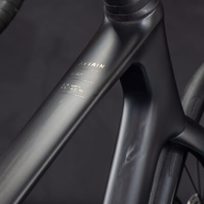 cube 125500 20161875 attain c62 race blackline 2.jpg